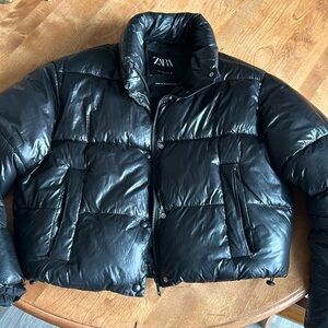 Cropped Zara Shiny Puffer Jacket